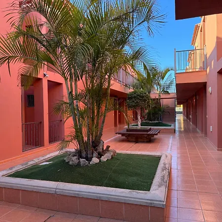 شقة Island Breeze Tenerife *