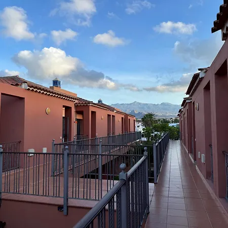 Island Breeze Tenerife شقة طوستا ديل سيلونثيو