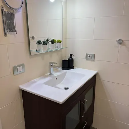 Island Breeze Tenerife * Costa Del Silencio