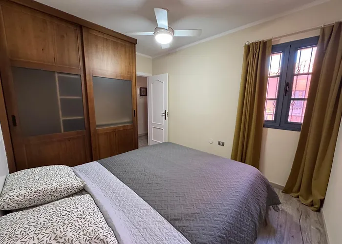 Island Breeze Tenerife * Costa del Silencio